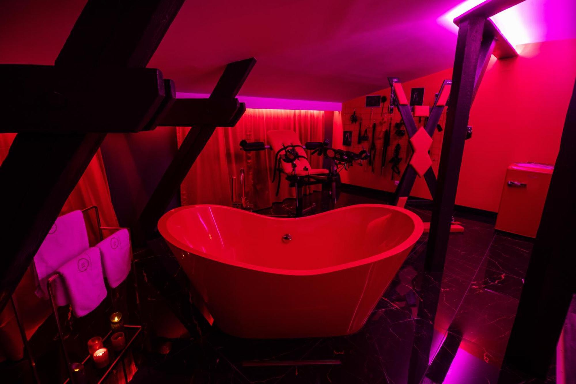 Red Palace Apartament Bdsm Bromberg Exterior foto