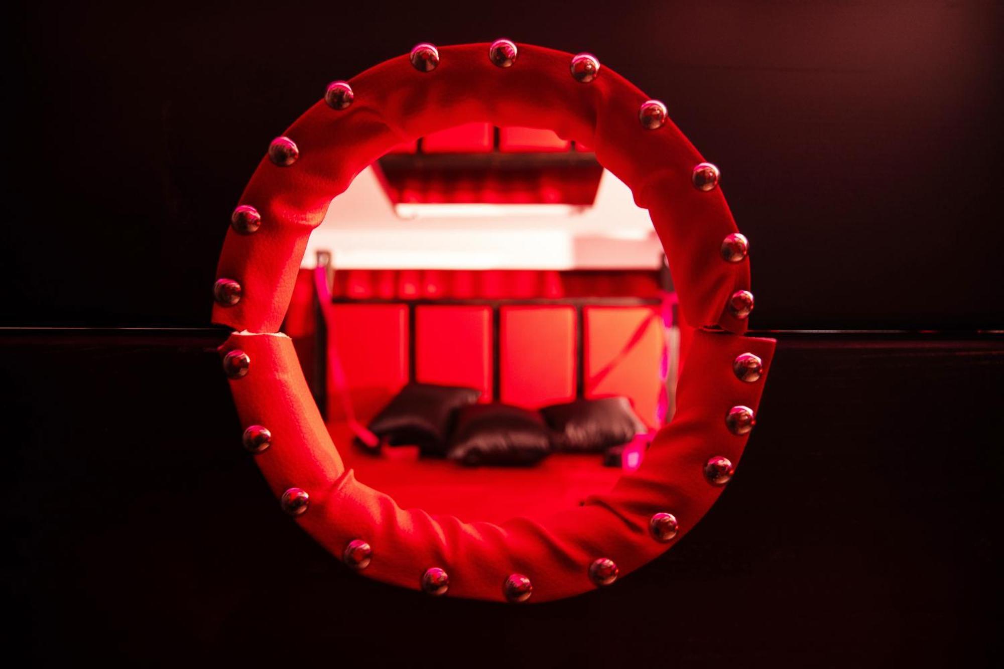 Red Palace Apartament Bdsm Bromberg Exterior foto